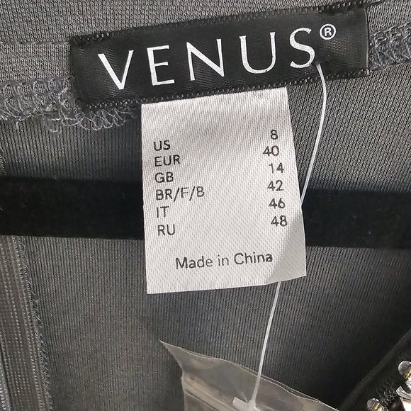 VENUS NWT Dress 8 Gray Long Sleeve Plunge Babydoll - Picture 8 of 10